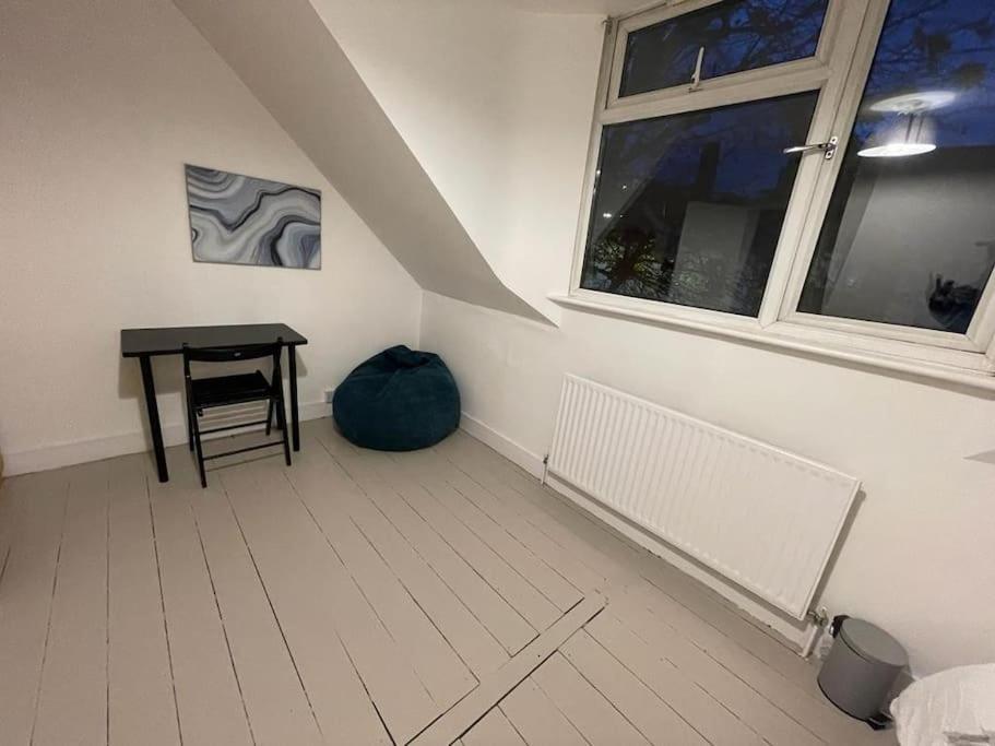 לונדון Beautiful 2 Bedroom On Tower Bridge מראה חיצוני תמונה